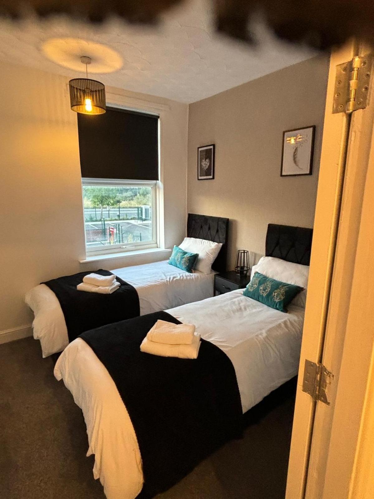Villa Stunning House - Sleeps 7 - 5 Mins Walk To Lincoln High Street - Parking - Wifi Esterno foto