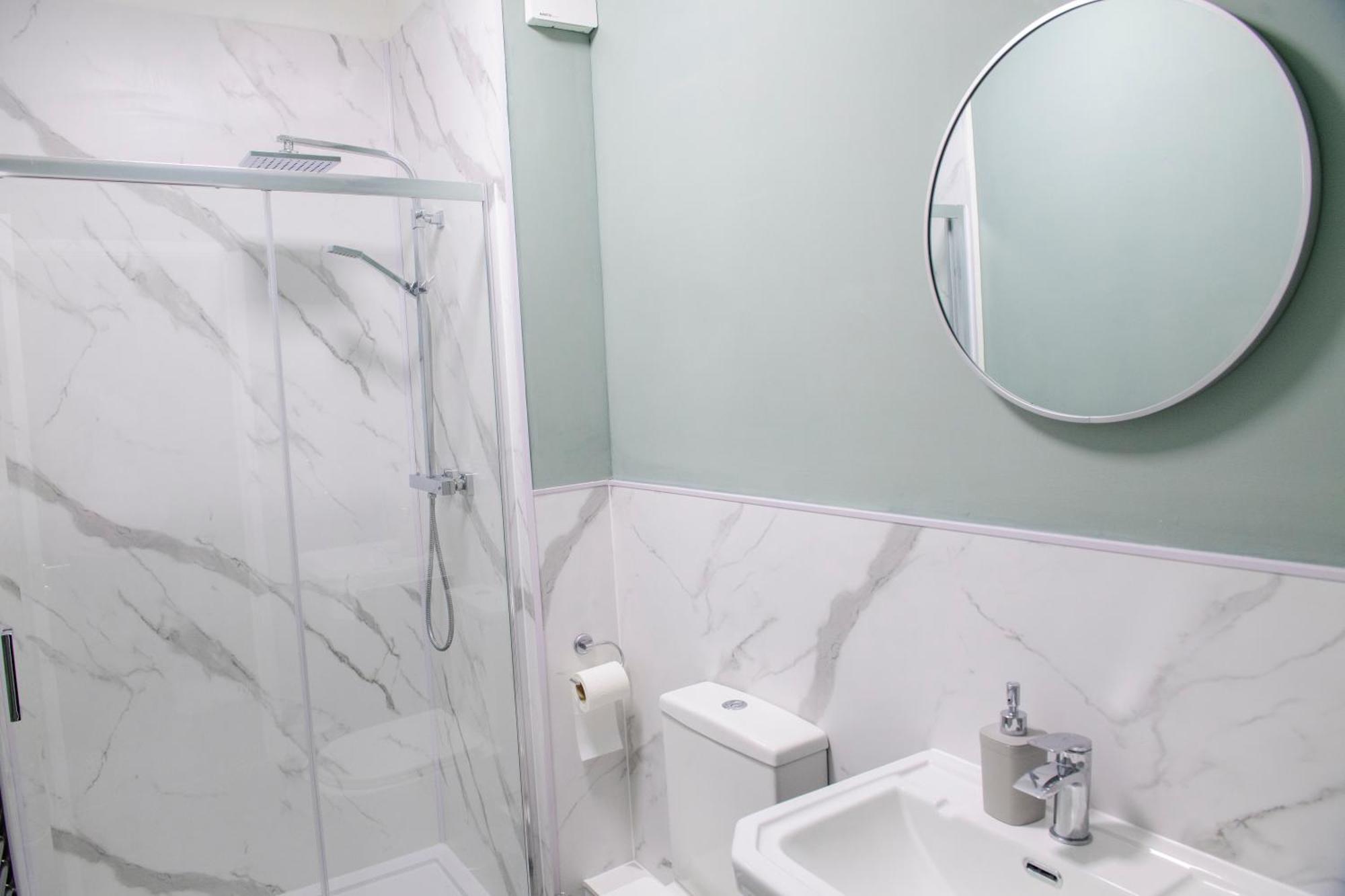 Villa Stunning House - Sleeps 7 - 5 Mins Walk To Lincoln High Street - Parking - Wifi Esterno foto